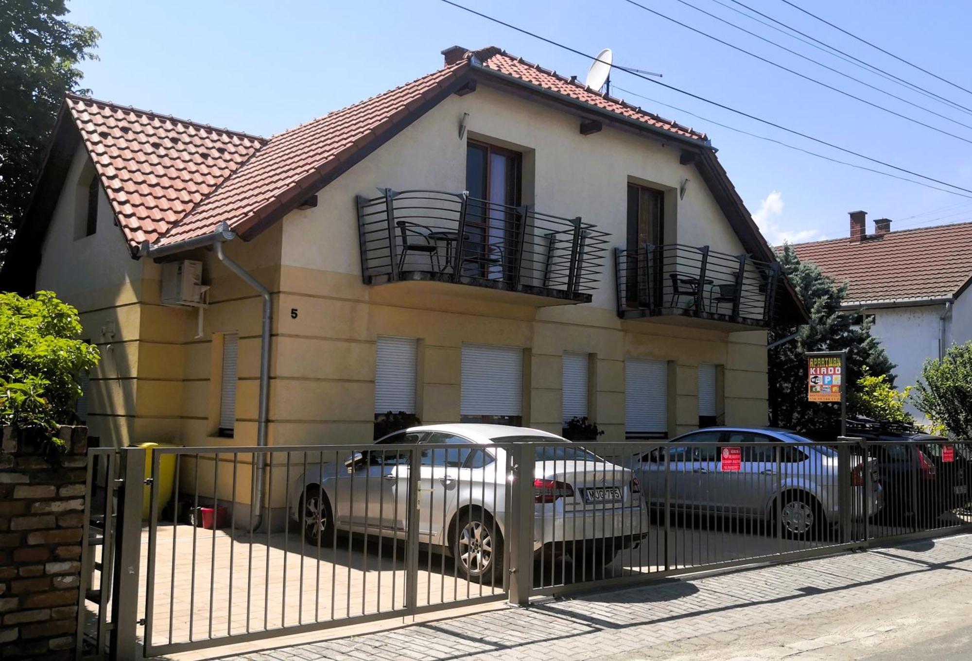 BalatonboglárFrank Apartmanhaz公寓 外观 照片